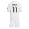 Camisa de time de futebol Real Madrid Rodrygo Goes #11 Replicas 1º Equipamento Infantil 2025-26 Manga Curta (+ Calças curtas) Camisa de time de futebol Real Madrid Rodrygo Goes #11 Replicas 1º Equipamento Infantil 2025-26 Manga Curta (+ Calças curtas)
